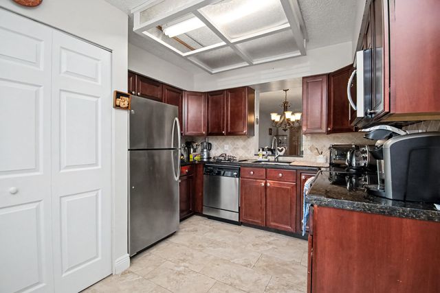 14360 Strathmore Lane 102, Delray Beach, FL 33446