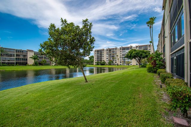14360 Strathmore Lane 102, Delray Beach, FL 33446