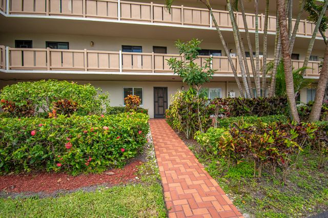 14360 Strathmore Lane 102, Delray Beach, FL 33446