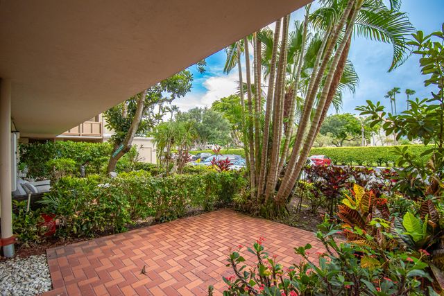 14360 Strathmore Lane 102, Delray Beach, FL 33446