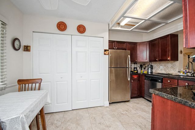 14360 Strathmore Lane 102, Delray Beach, FL 33446
