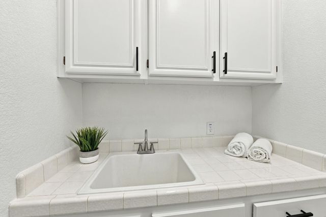 9308 Crocker Rd, Granite Bay, CA 95746