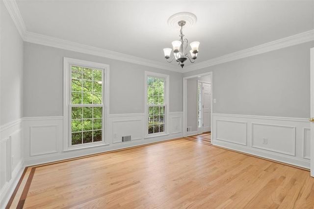 610 Adam Circle, Woodstock, GA 30188