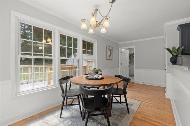610 Adam Circle, Woodstock, GA 30188