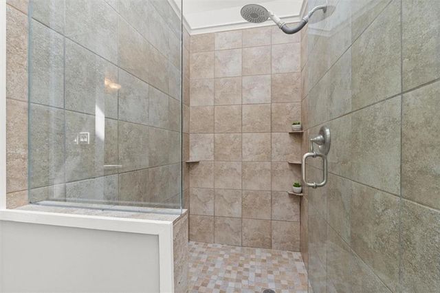 610 Adam Circle, Woodstock, GA 30188