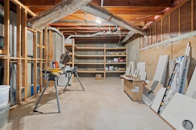 610 Adam Circle, Woodstock, GA 30188