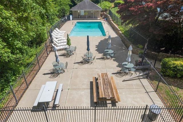 610 Adam Circle, Woodstock, GA 30188