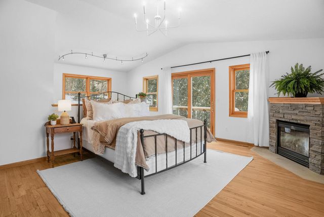 5026 Clear Spring Drive, Minnetonka, MN 55345