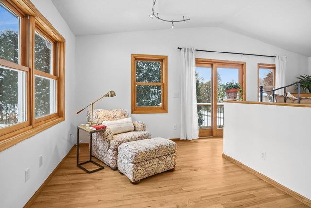 5026 Clear Spring Drive, Minnetonka, MN 55345