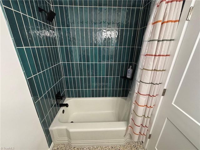 905 N Elam Avenue, Greensboro, NC 27408