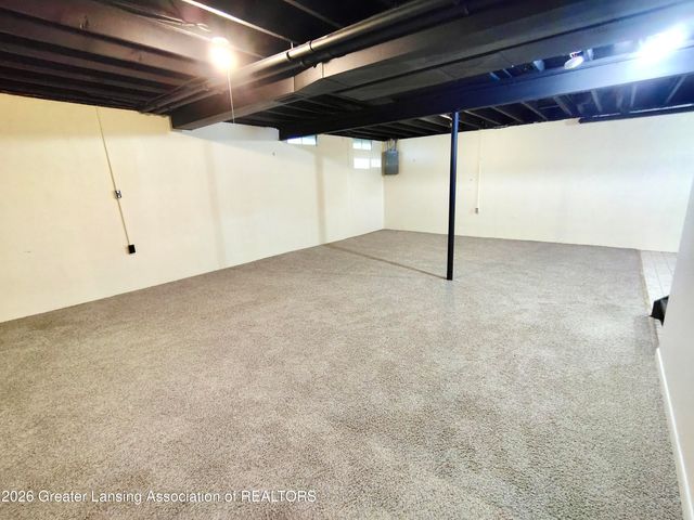 5984 Village Drive, Haslett, MI 48840