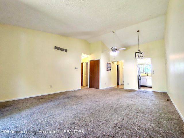 5984 Village Drive, Haslett, MI 48840