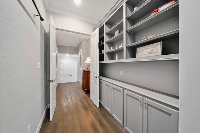 12627 Hunters Canyon Lane, Cypress, TX 77429