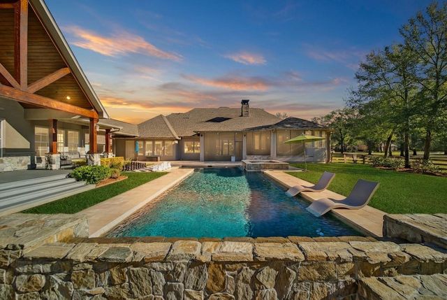 12627 Hunters Canyon Lane, Cypress, TX 77429