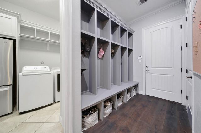 12627 Hunters Canyon Lane, Cypress, TX 77429