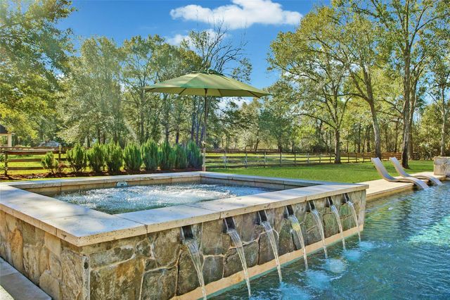 12627 Hunters Canyon Lane, Cypress, TX 77429