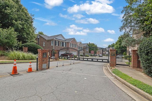 1730 Oakbrook Lake Drive, Norcross, GA 30093