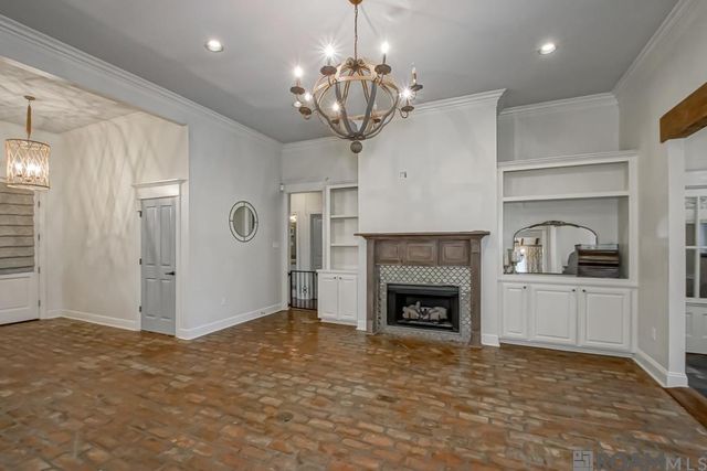 16503 E Spanish Oaks Ct, Prairieville, LA 70769