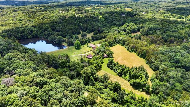 8403 E Forest Hills Drive, Dittmer, MO 63023