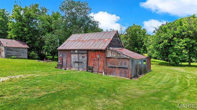 8403 E Forest Hills Drive, Dittmer, MO 63023