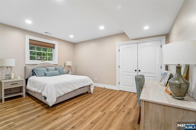 35 Franklin Turnpike, Allendale, NJ 07401