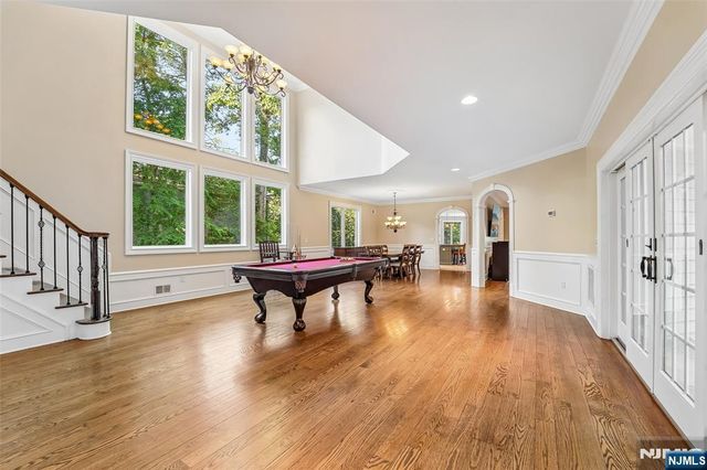35 Franklin Turnpike, Allendale, NJ 07401