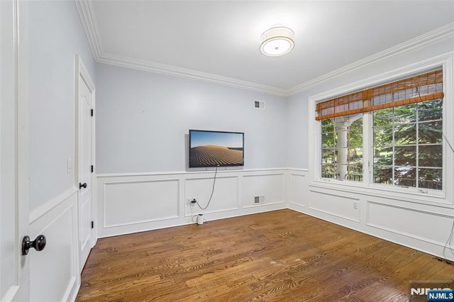 35 Franklin Turnpike, Allendale, NJ 07401