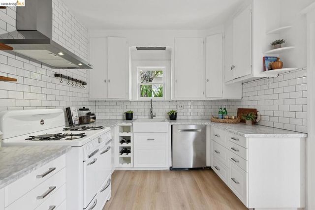 4510 Webster ST, Oakland, CA 94609