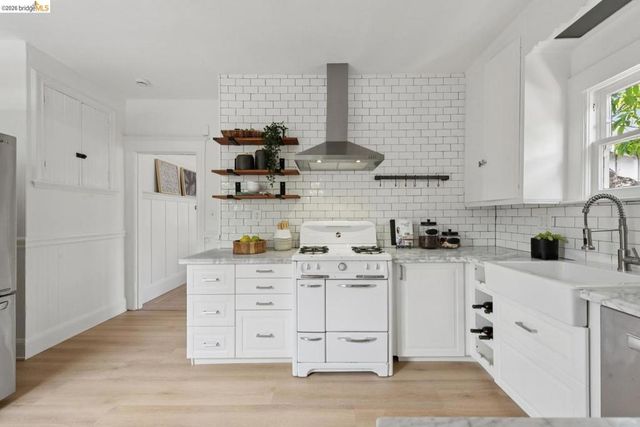 4510 Webster ST, Oakland, CA 94609