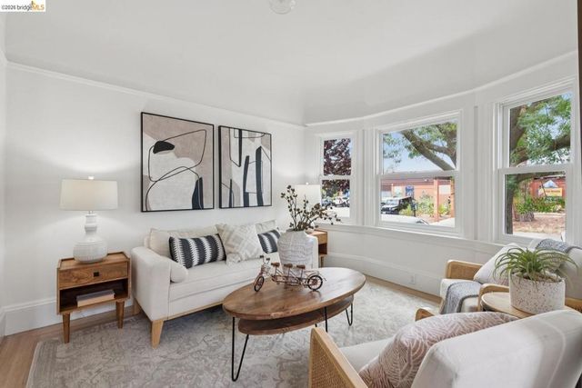 4510 Webster ST, Oakland, CA 94609