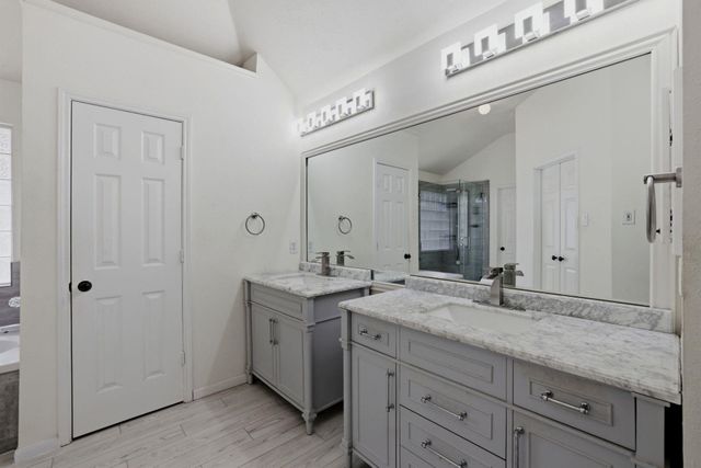 5902 Capella Park Drive, Spring, TX 77379