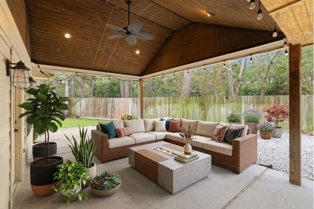 5902 Capella Park Drive, Spring, TX 77379