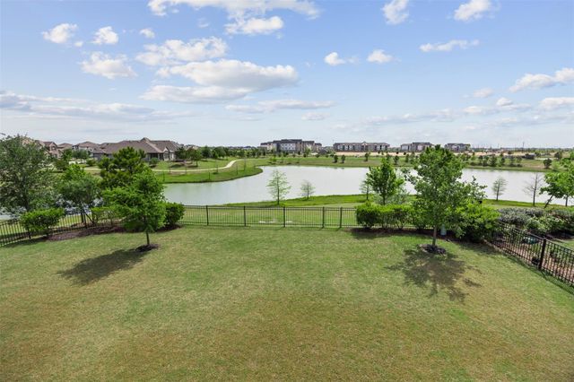 2303 Sweet Almond Drive, Brookshire, TX 77423