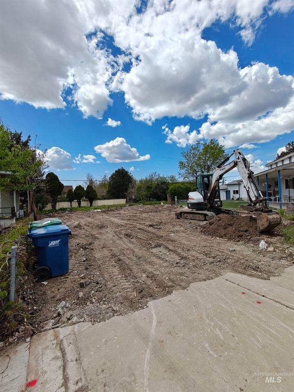 3733 S Kingsland, Boise, ID 83712 photo 2