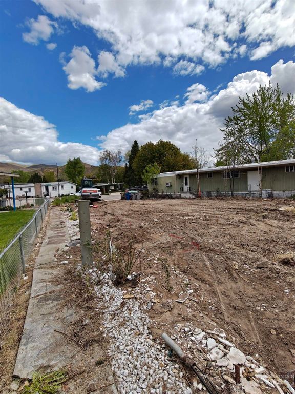 3733 S Kingsland, Boise, ID 83712 photo 6