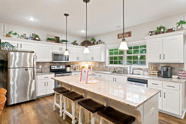 1220 W Mount Vernon Street, Springfield, MO 65806