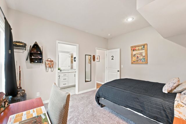 1220 W Mount Vernon Street, Springfield, MO 65806