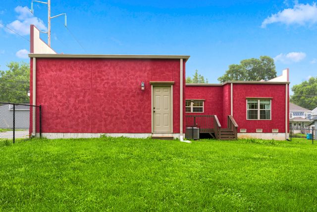 1220 W Mount Vernon Street, Springfield, MO 65806