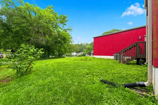 1220 W Mount Vernon Street, Springfield, MO 65806