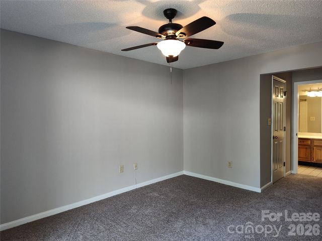 5001 Sharon Road K, Charlotte, NC 28210