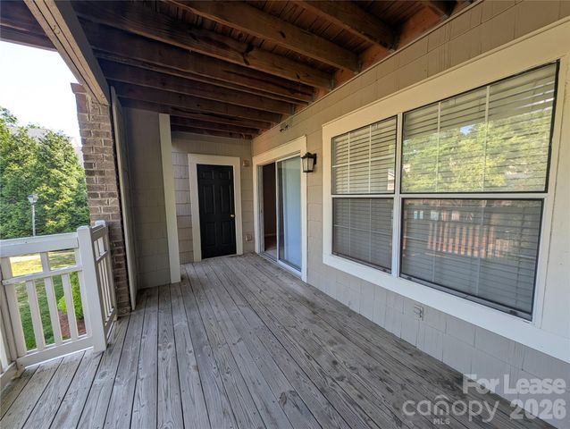5001 Sharon Road K, Charlotte, NC 28210