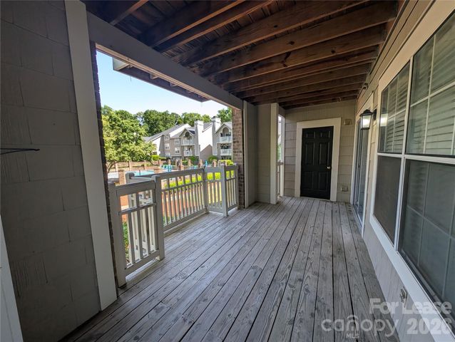 5001 Sharon Road K, Charlotte, NC 28210