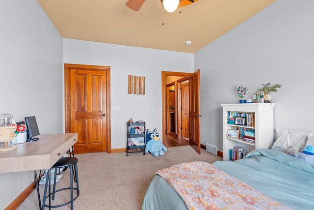 1055 ZACHER DRIVE, Oshkosh, WI 54901