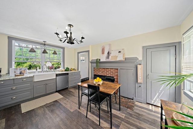 198 Brook St, Rehoboth, MA 02769