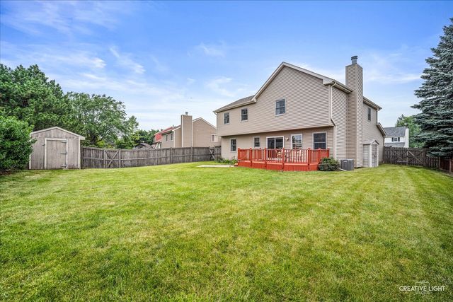 2070 N Masters Lane, Lake Villa, IL 60046