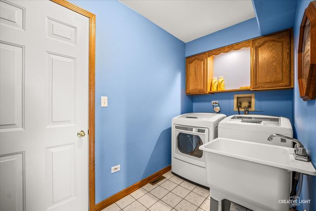 2070 N Masters Lane, Lake Villa, IL 60046