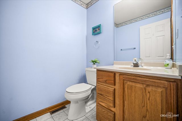 2070 N Masters Lane, Lake Villa, IL 60046
