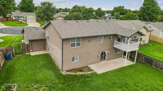 1925 E Sunset Ct, Goddard, KS 67052