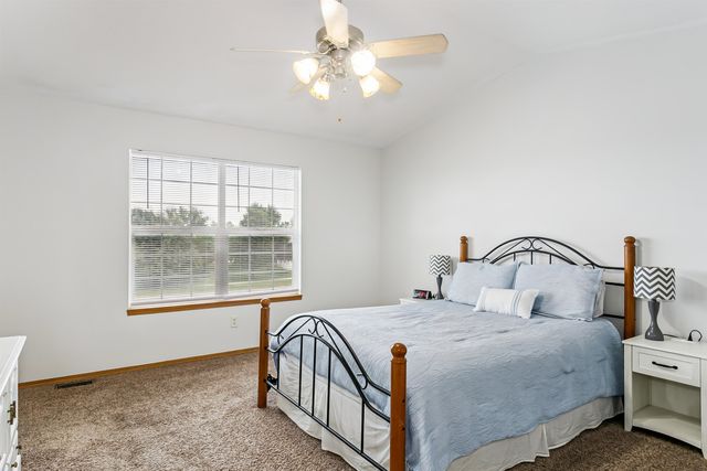 1925 E Sunset Ct, Goddard, KS 67052