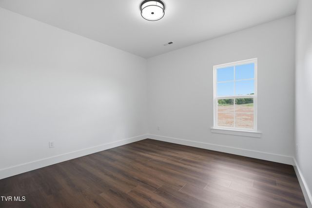 135 Emperor Lane, Greeneville, TN 37743